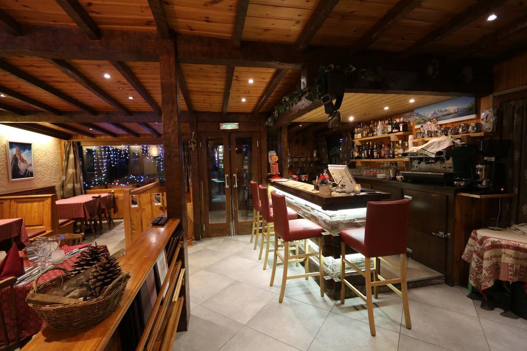 Chris-Tal Hotel Ле-Уш Екстер'єр фото