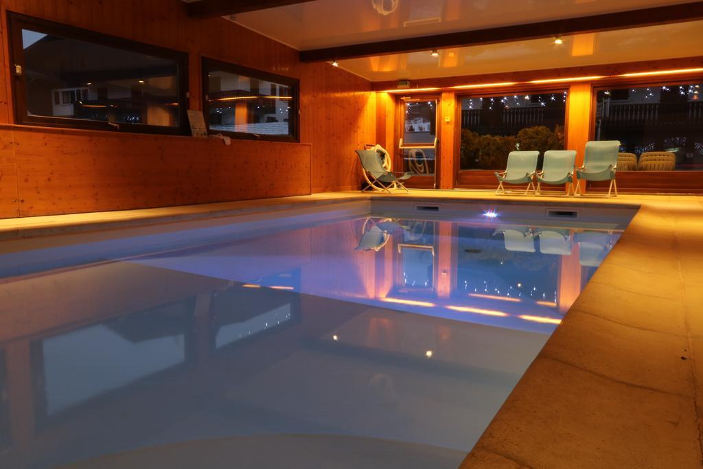 Chris-Tal Hotel Ле-Уш Екстер'єр фото